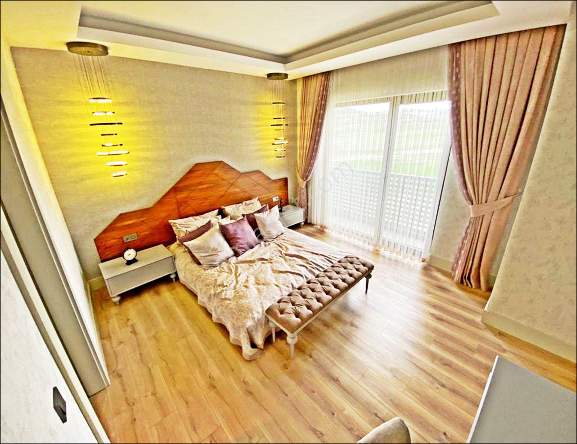 Gold Emlaktan Prestijli Bir Yaşam Güvenlikli Havuzlu Lüks Sitede Kiralık 4+1 - Görsel 14