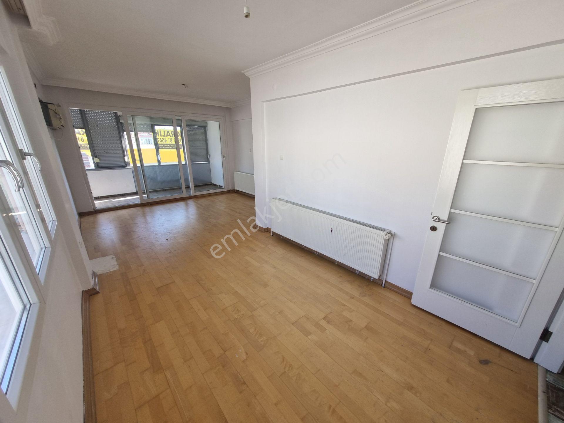 Bostanlı Takev & 3m Migros Yanı 3 Cepheli Kiralık 3+1 Daire - Görsel 4
