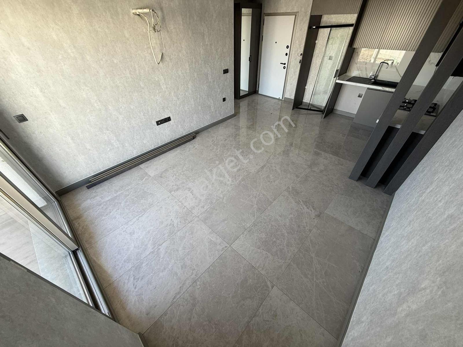 Onmax Bahçelievler'de Kiralık Sıfır 1+1 70 M2 Lüx Sitede Daire - Görsel 14