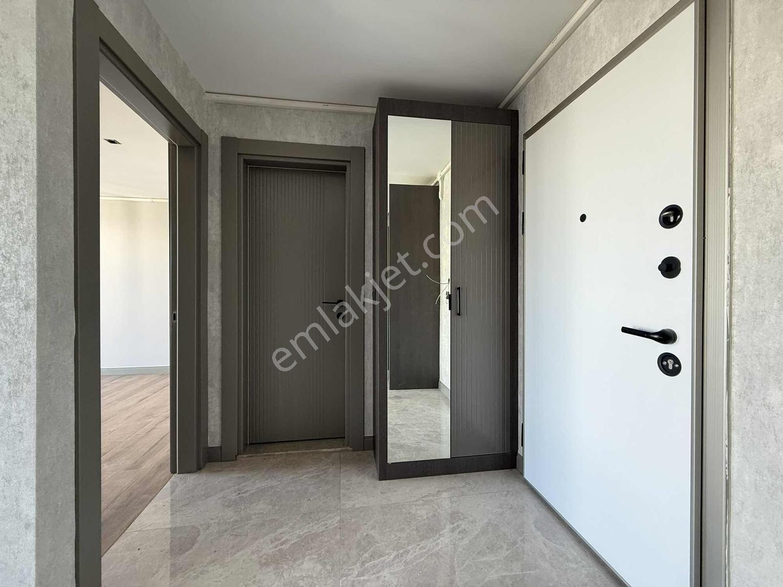 Onmax Bahçelievler'de Kiralık Sıfır 1+1 70 M2 Lüx Sitede Daire - Görsel 23