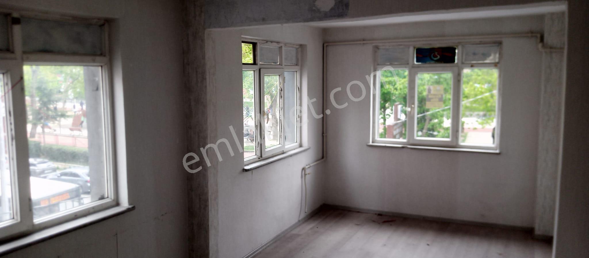 Rami Cuma Mahallesi Yatırım Fırsatı Satılık 35 M² Komple Bina - Görsel 4