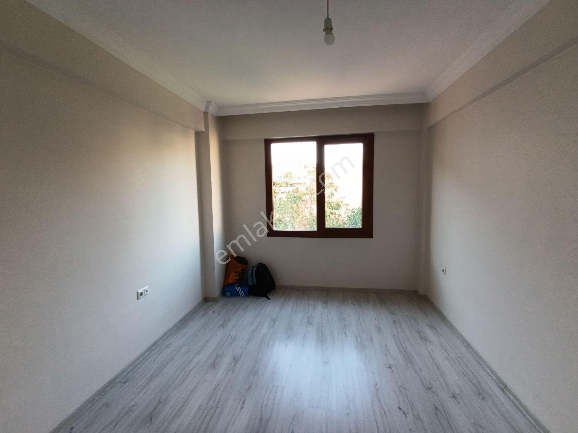 Kiralık Mithatpaşa Mh. Ara Kat Çarşı Merkezi (1+1) Daire//salihli - Görsel 14