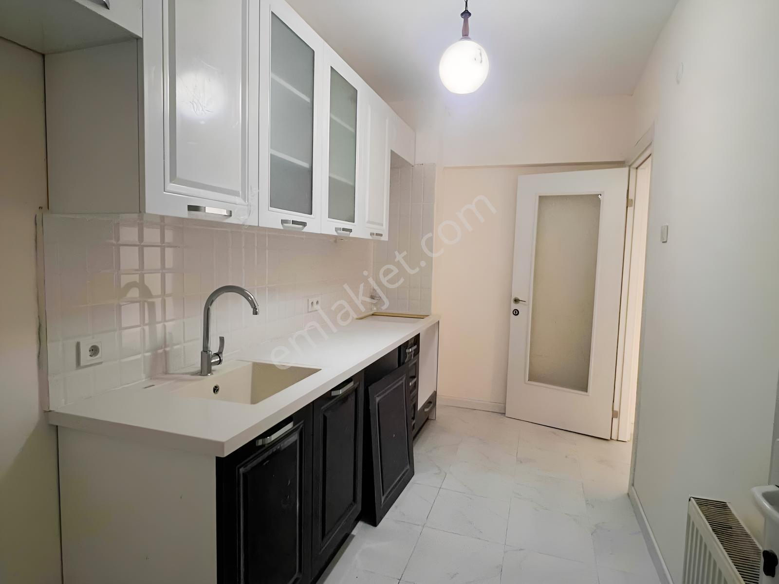 Basın Sitesinde 3+1 Satılık Yüksek Giriş Satılık Daire
