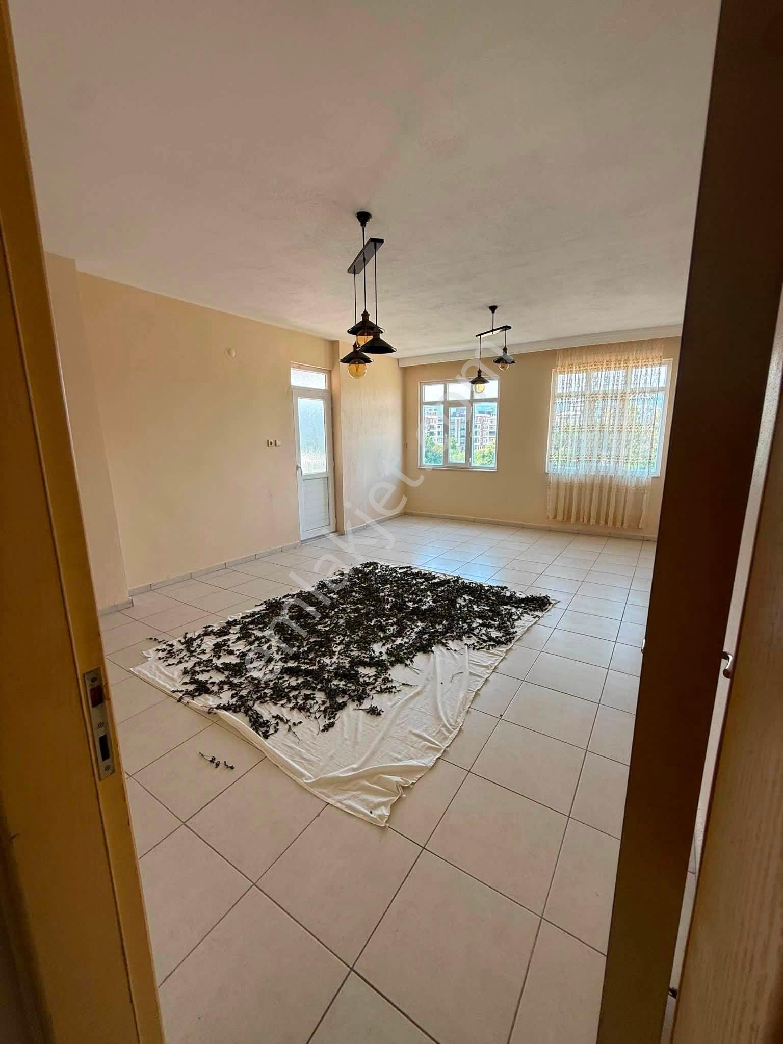 Kiralık 3+1 Daire Silifke/atik Mahallesi - Görsel 10