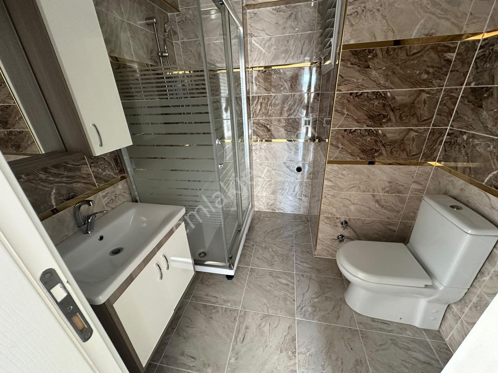Korucuk Merkez'de Kiralık 3+1 Ara Kat Daire - Turgut Gayrimenkul - Görsel 22