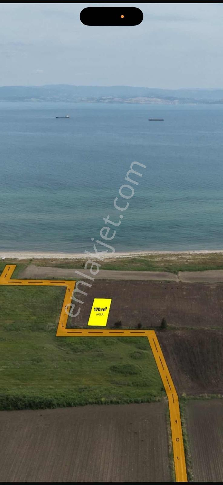 Bolayır Köyünde 170 M2 Marmara Denizine 200 Metre Arazi