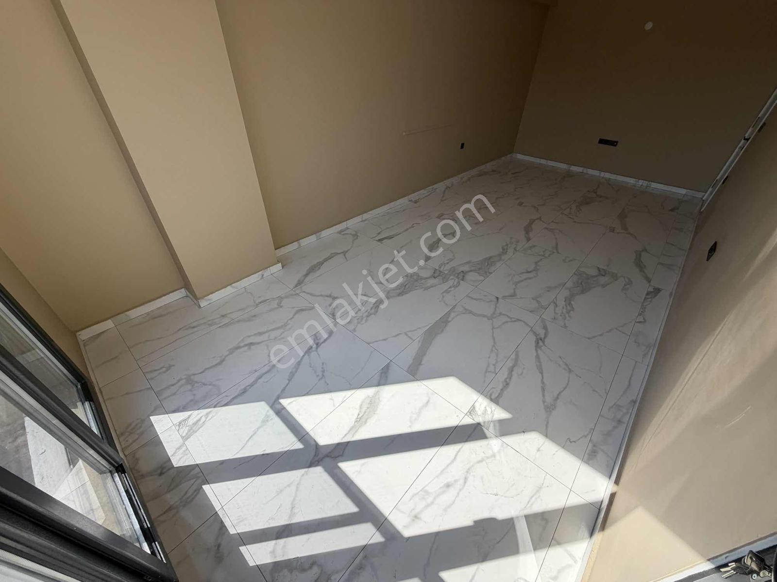 Onmax Kocacami Mahallesi Kiralık Sıfır 2+1 100 M2 Ara Kat Daire - Görsel 10
