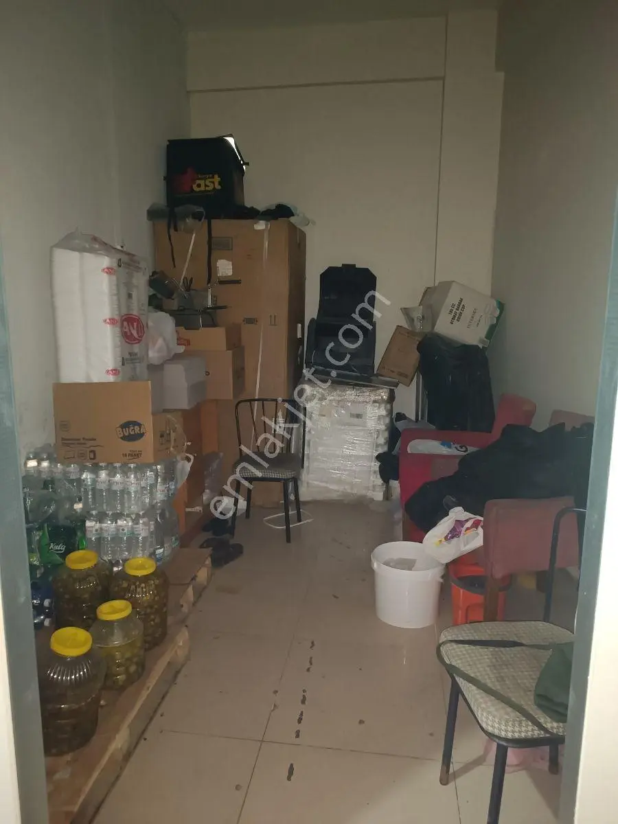 Akif Emlaktan Muradiye Ana Cadde Üzeri 100 M² Net Dükkan - Görsel 3