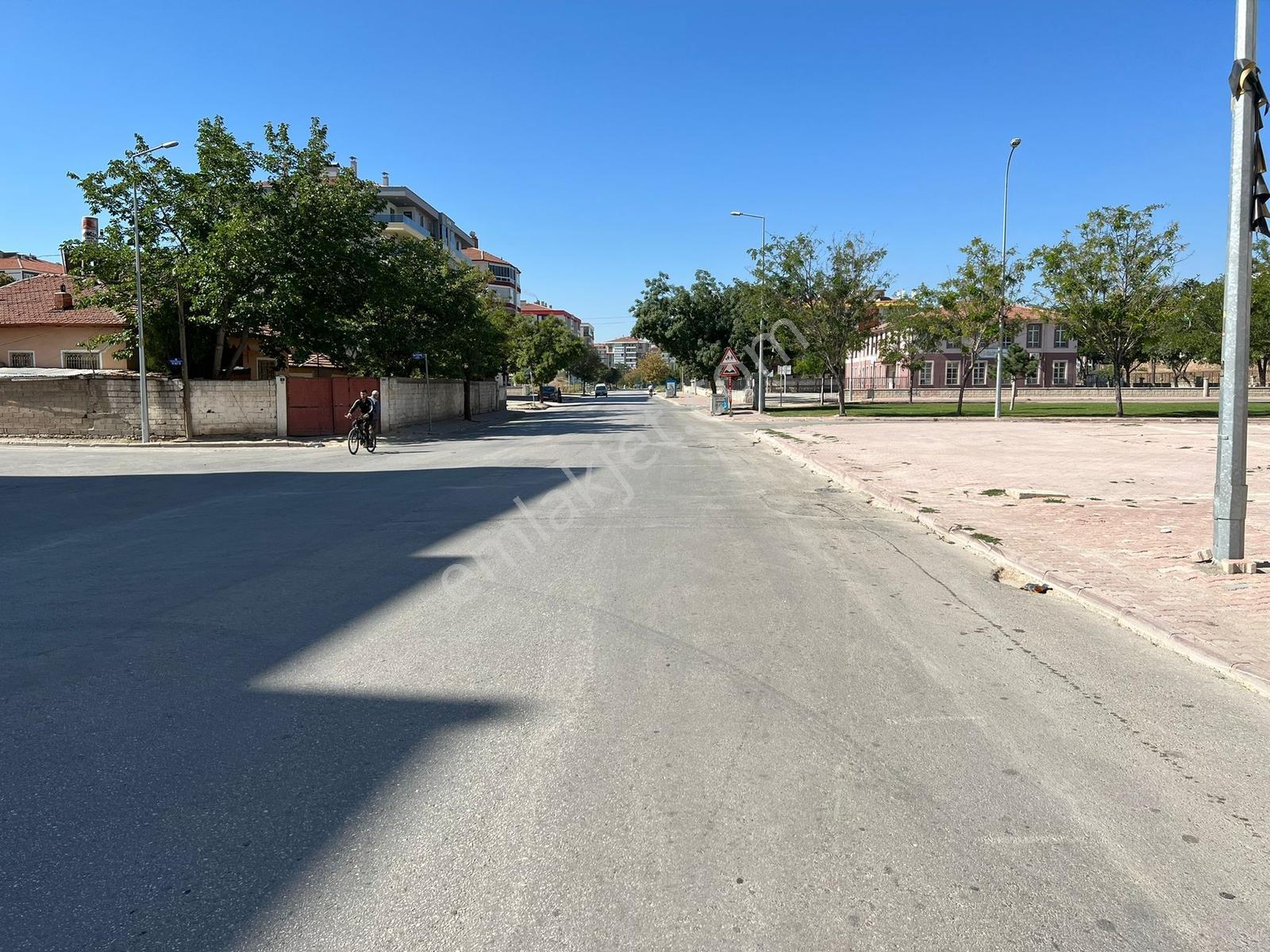 Yüksel Şahin"den Keçeciler Cad. 180 M2 Daire Takaslı Dükkan - Görsel 10