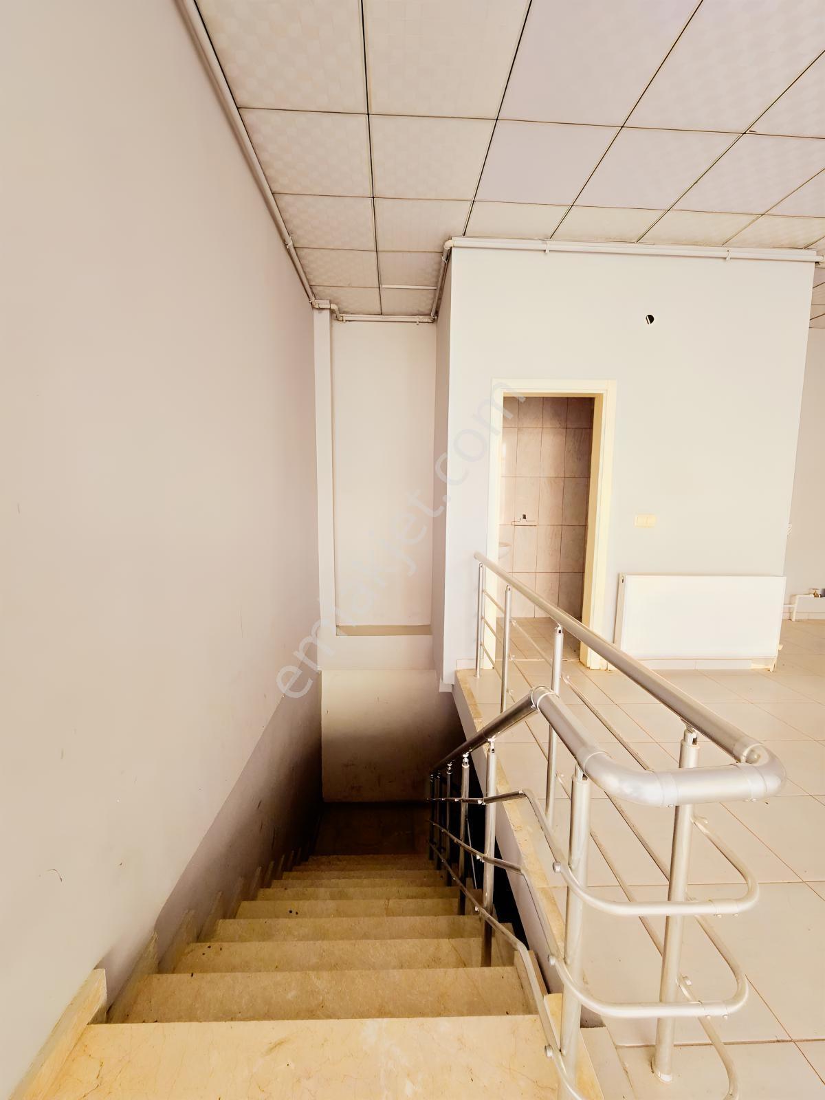 Yüksel Şahin"den Keçeciler Cad. 200+70 M2 Daire Takaslı Dükkan - Görsel 5