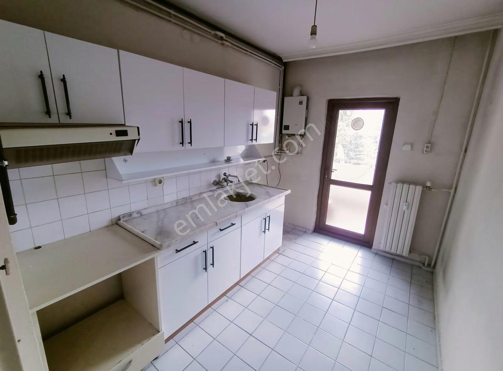 Buğra Dan Kutlutaş Blk Metro Göksu Yakını Temiz Yapılı 2+1 Daire - Görsel 19