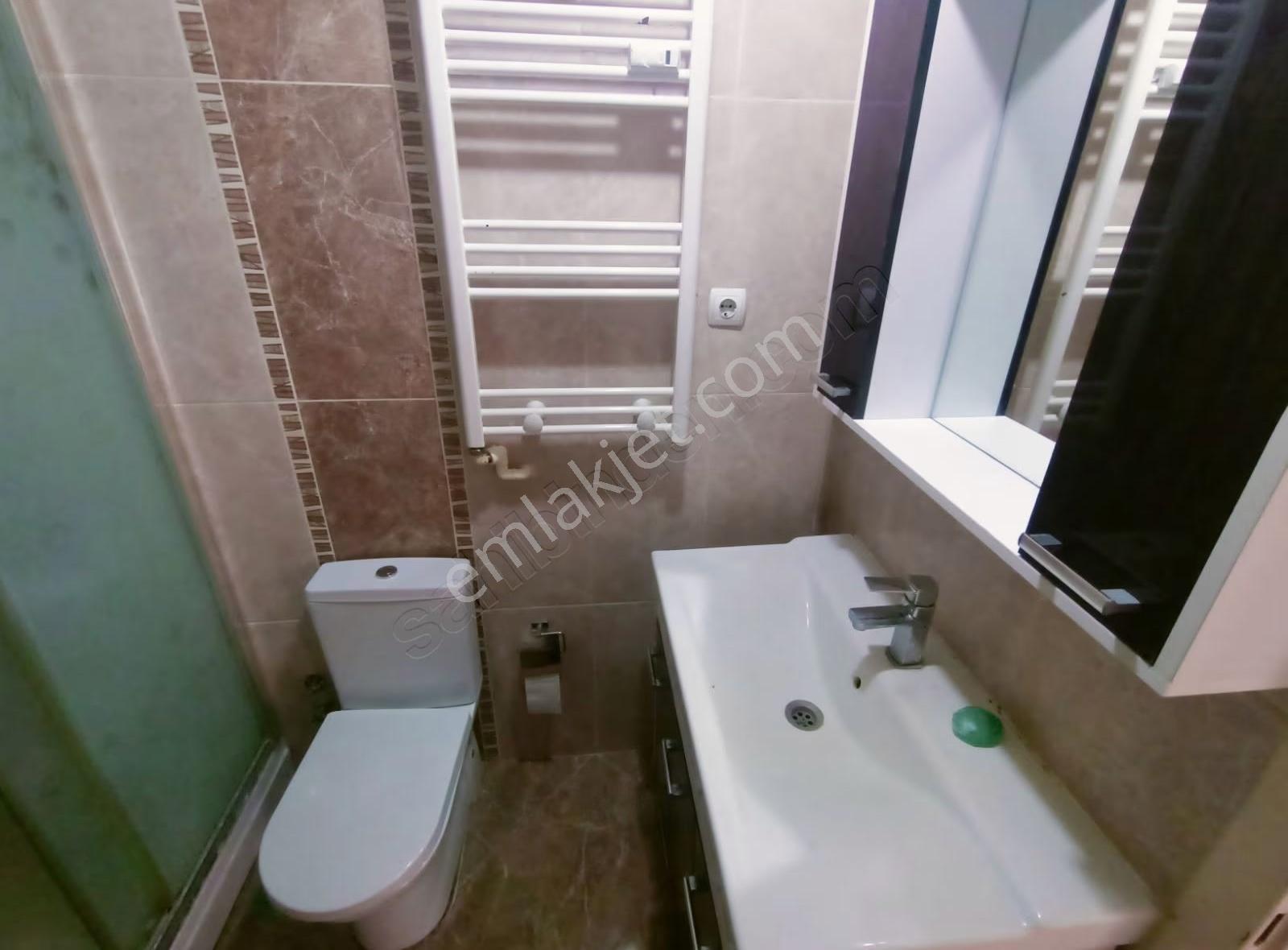 Buğra Dan Kutlutaş Blk Metro Göksu Yakını Temiz Yapılı 2+1 Daire - Görsel 25