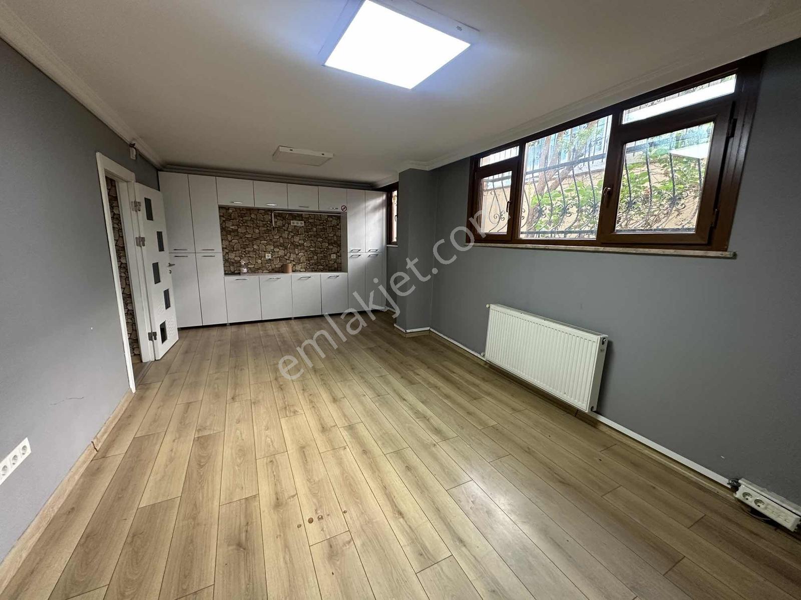 Çekmeköy Merkez Mah.kaymakamlık Belediye Komşu 2+1 Kiralık Ofis - Görsel 10