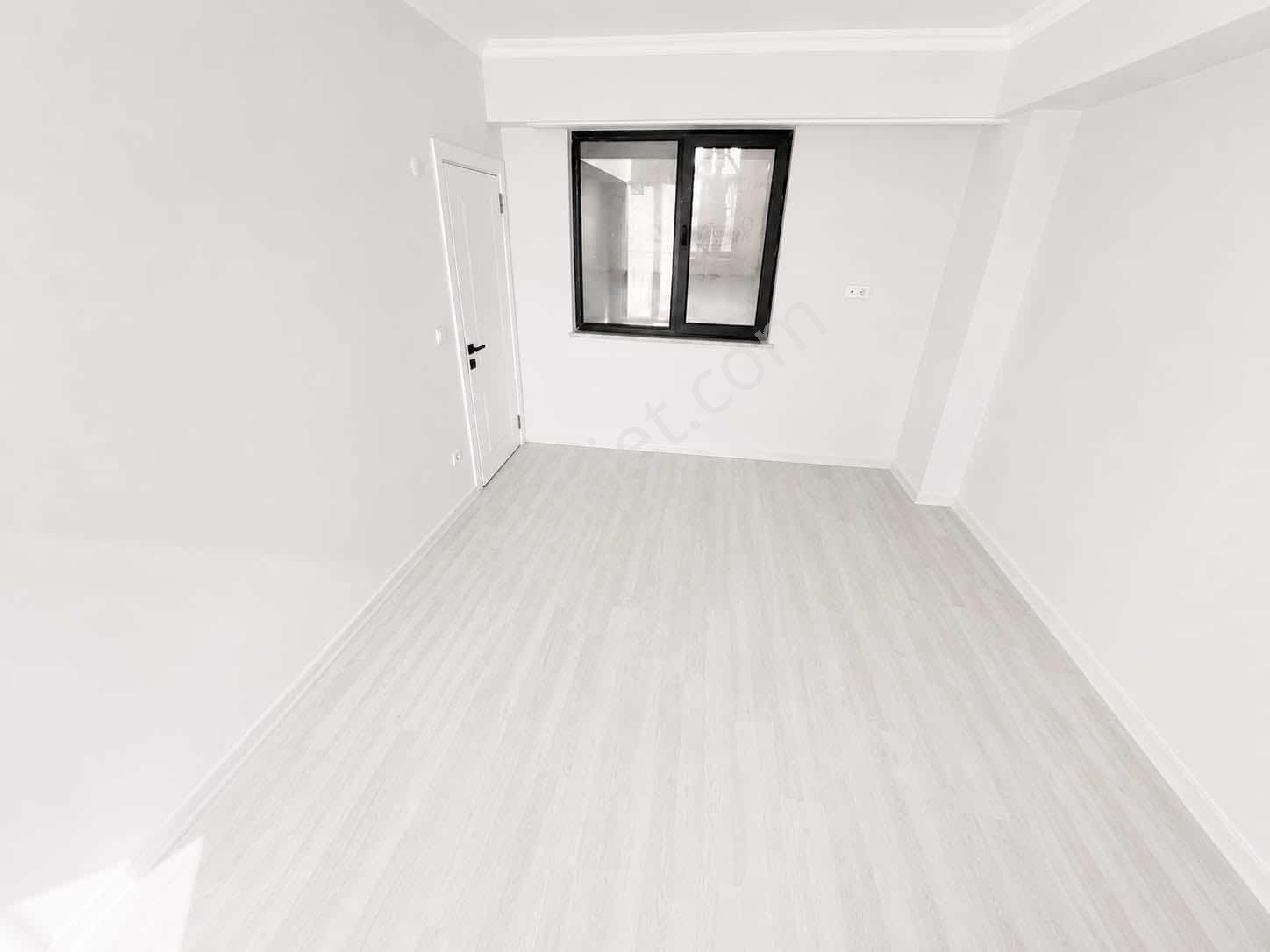 Eyüpsultanda Tramvayın Dibinde Kiralık 2+1 Öğrenciye Uygun - Görsel 18