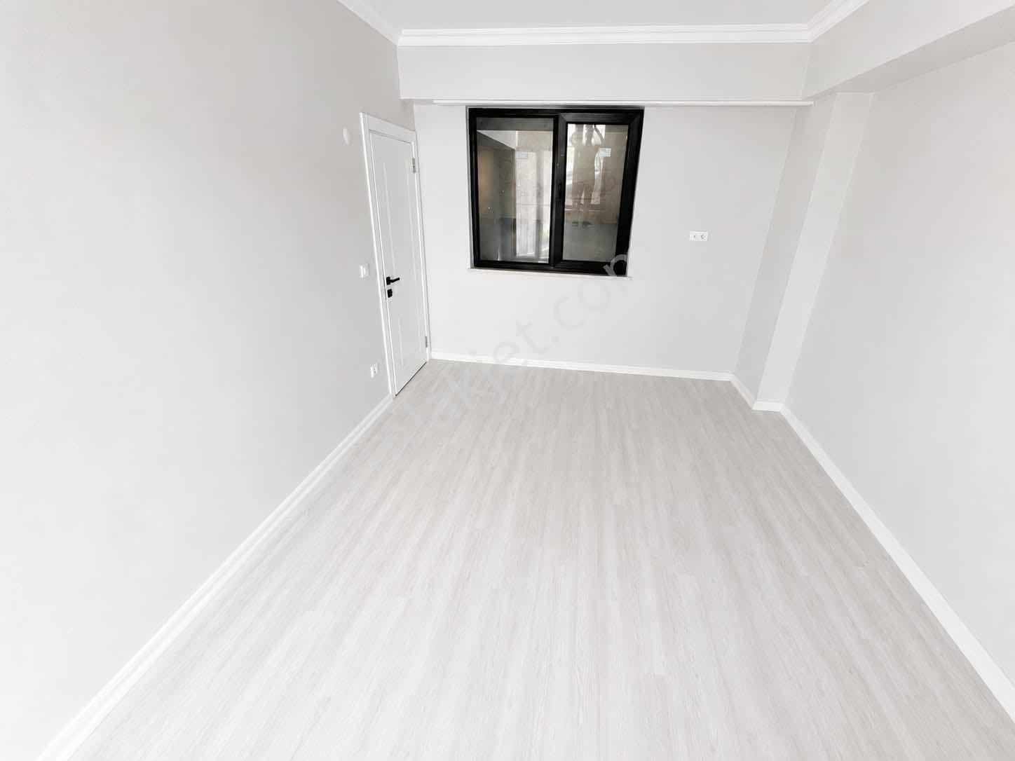 Eyüpsultanda Tramvayın Dibinde Kiralık 2+1 Öğrenciye Uygun - Görsel 20