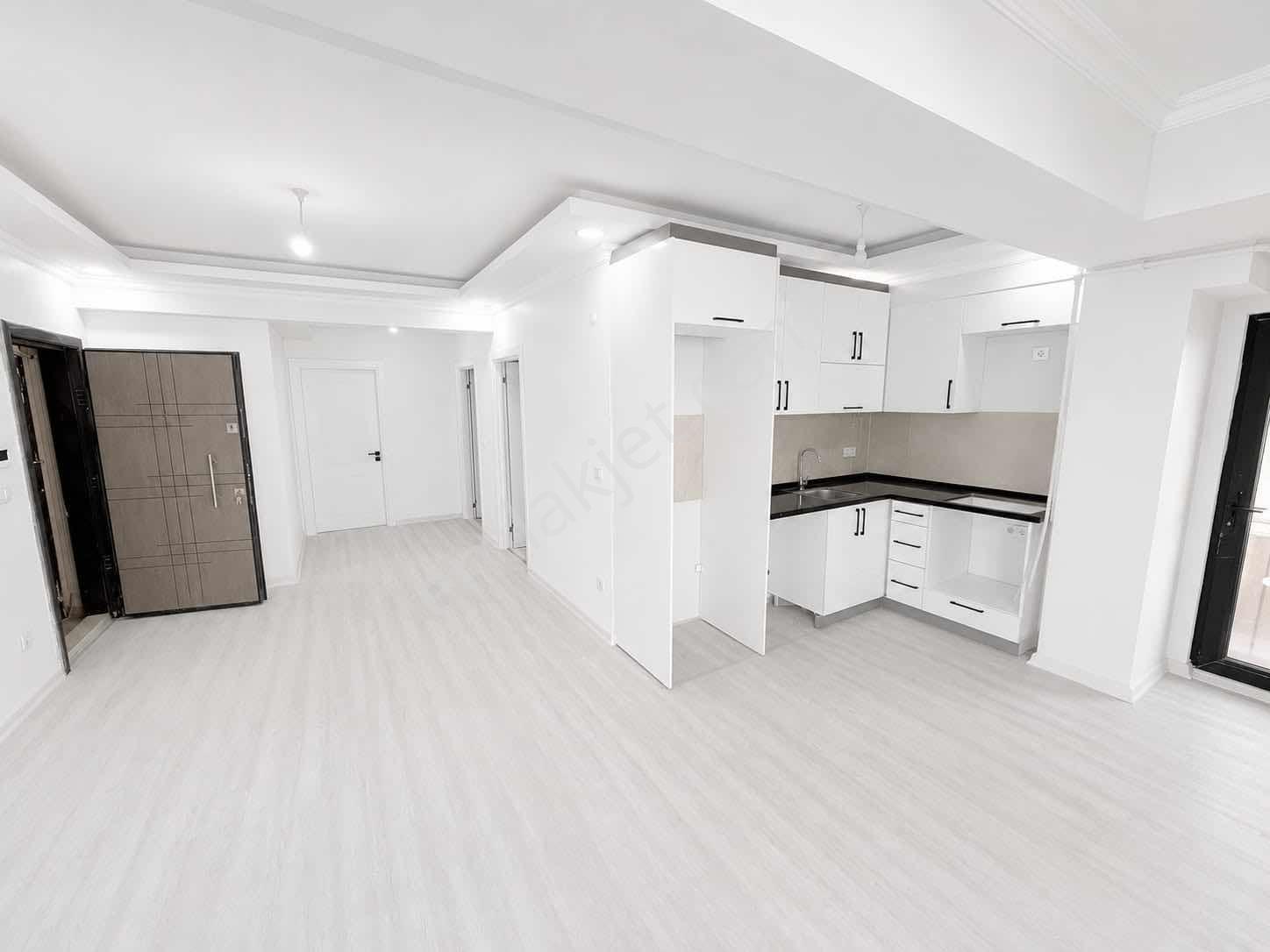Eyüpsultanda Tramvayın Dibinde Kiralık 2+1 Öğrenciye Uygun - Görsel 8