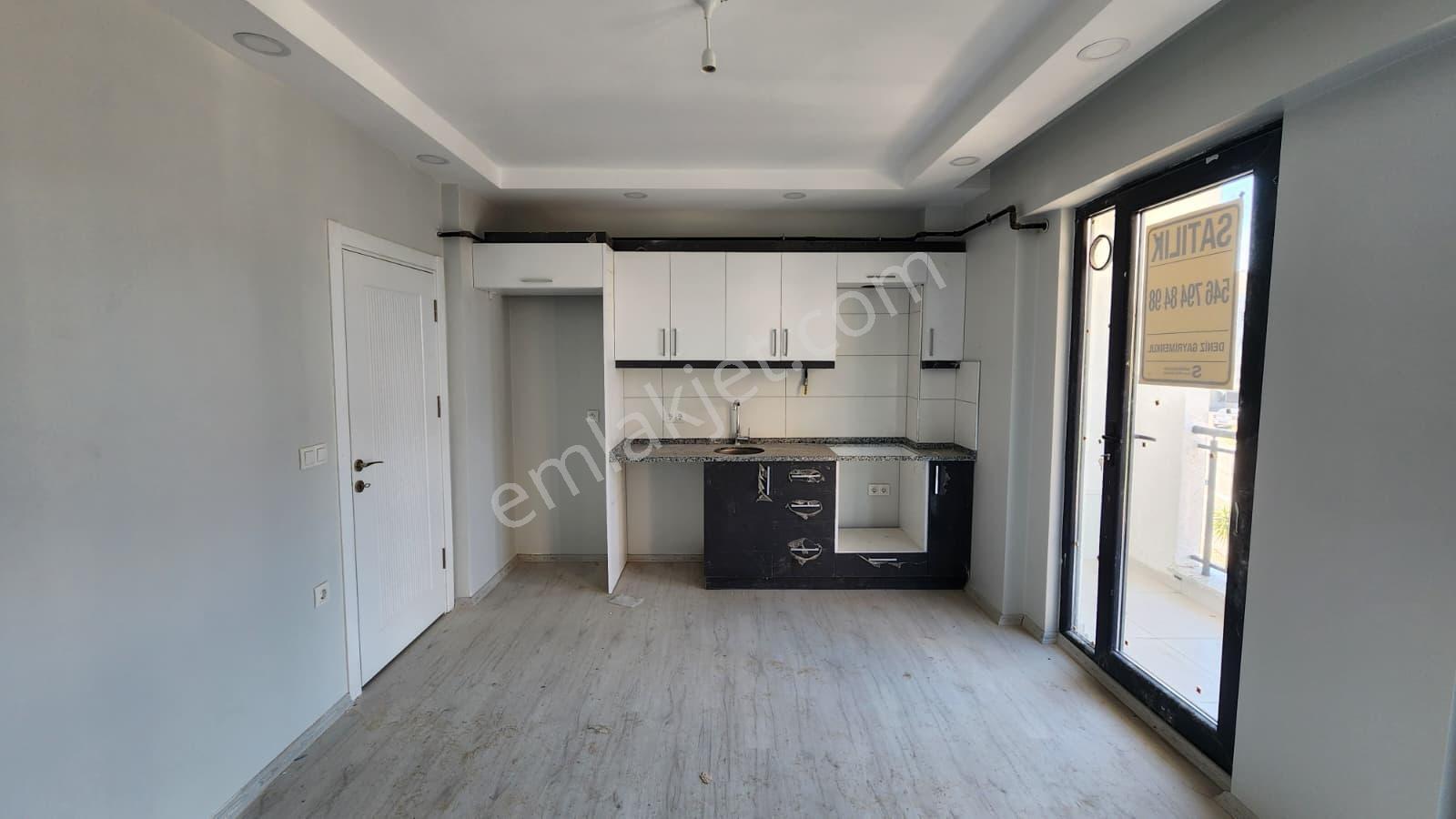 Altınova Merkezde Sıfır Arakat 1+1 Daire