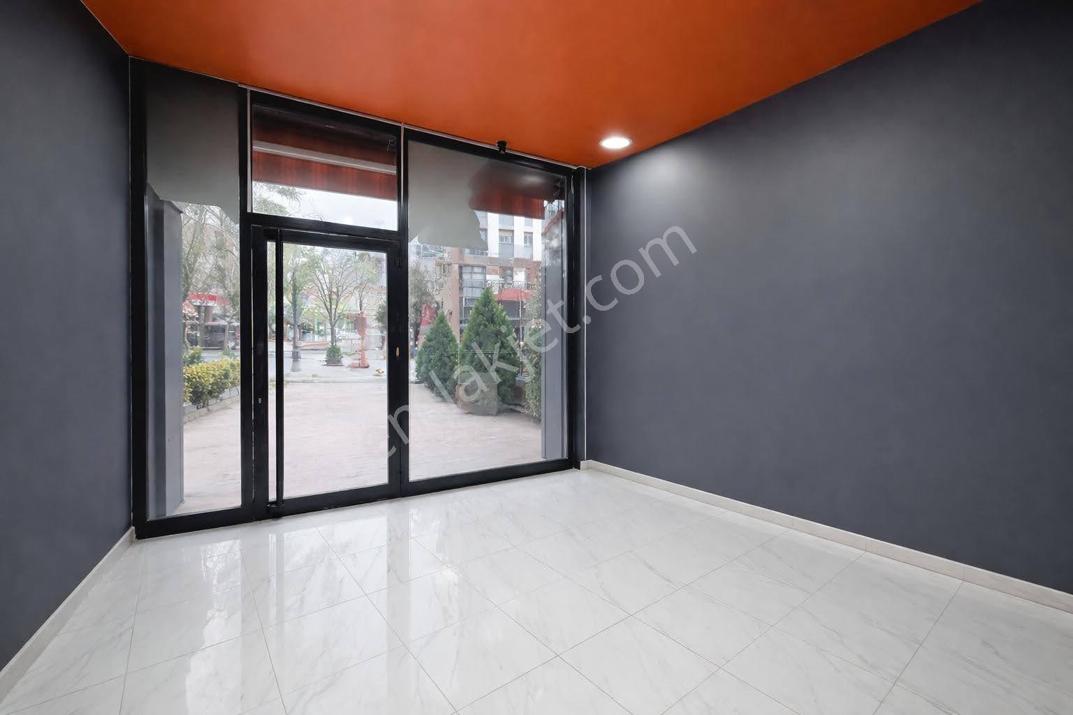 Bostancı Kocayol Caddesi Üzerinde Kiralık Mağaza Dükkan - Görsel 2