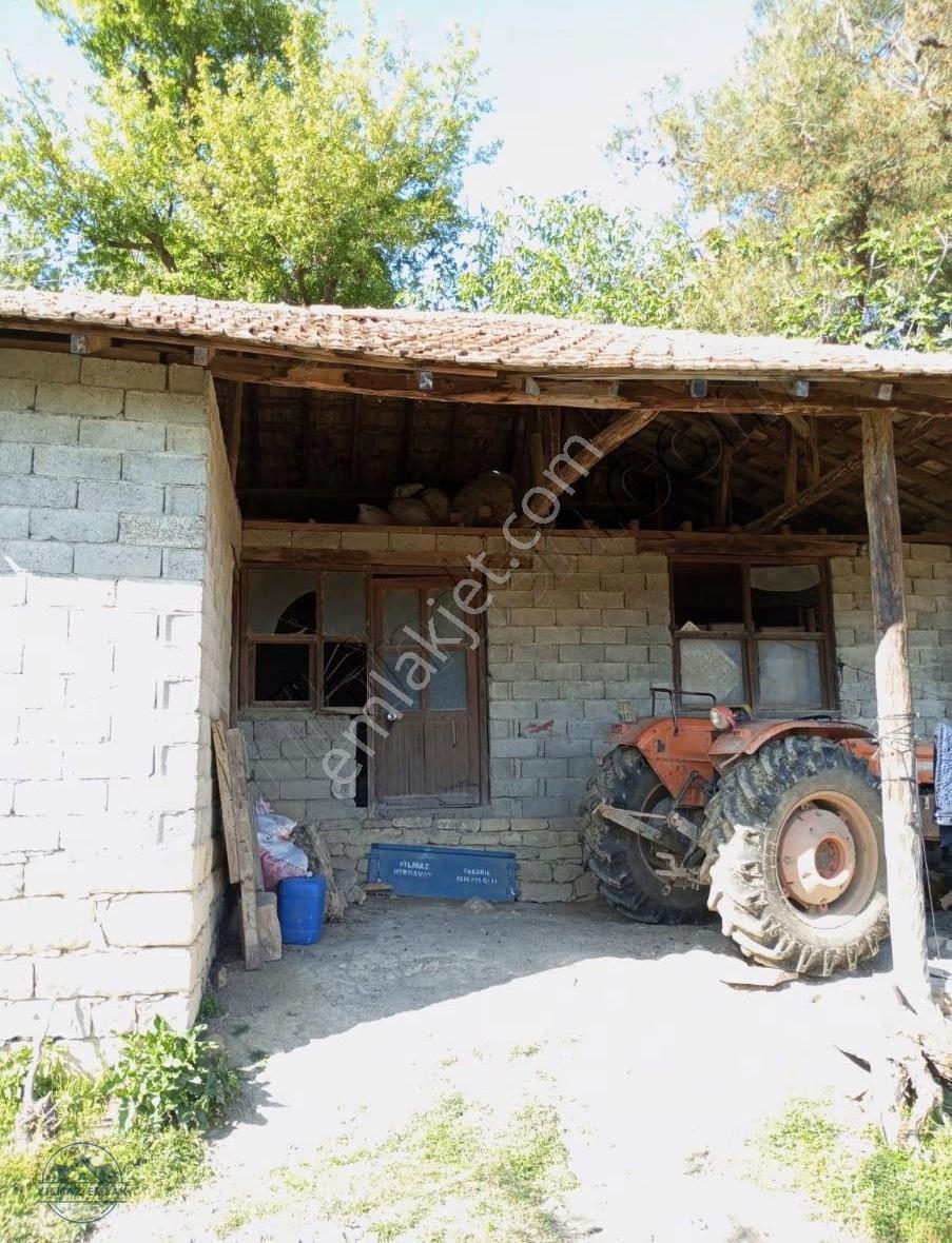 Yılmaz Emlaktan Satılık Müstakil Ev Ve Arsa 266 M2 - Görsel 8
