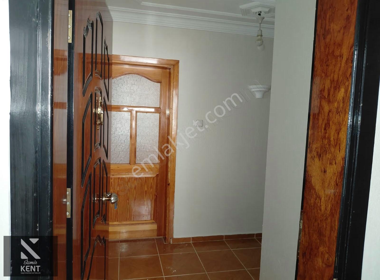 Kemalpaşa Armutlu Kiralık 3+1 Daire 150 M2 - Görsel 12