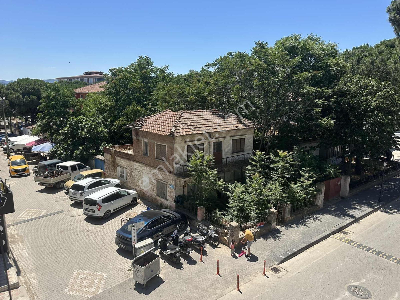 Merkezde Kalite Asansörlü Doğalgazlı 2+1 Ferah Lüx Daire - Görsel 12