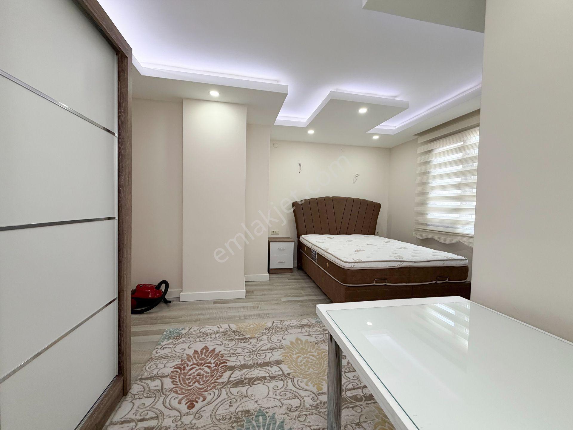 Sahile Yakın Çok Geniş Eşyalı 1+1 Çift Balkon - Görsel 18