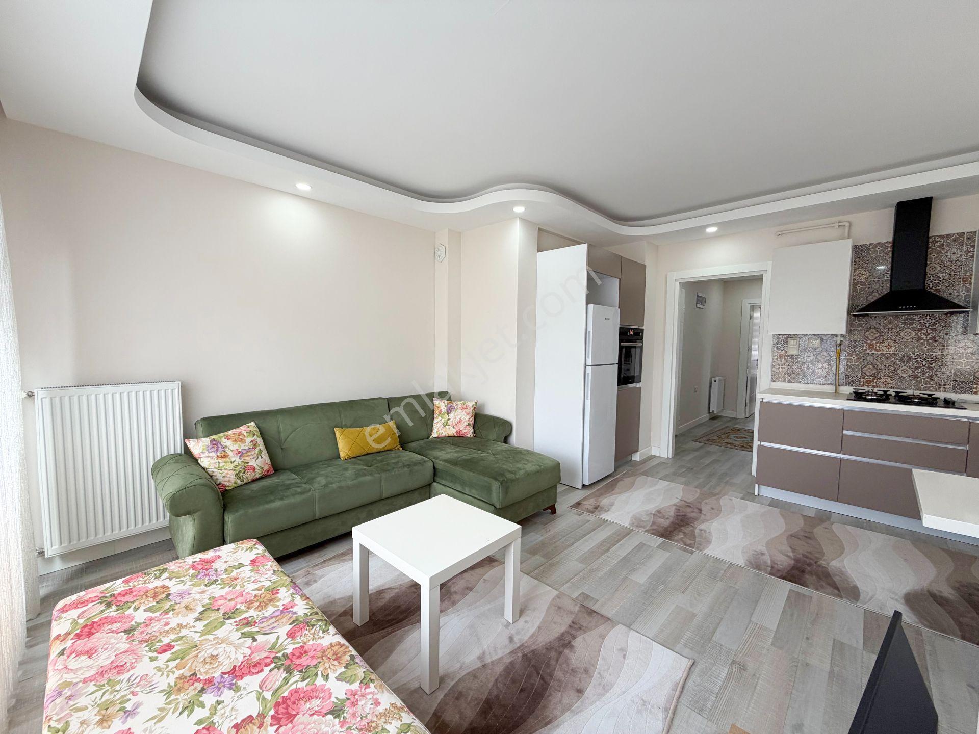Sahile Yakın Çok Geniş Eşyalı 1+1 Çift Balkon - Görsel 11