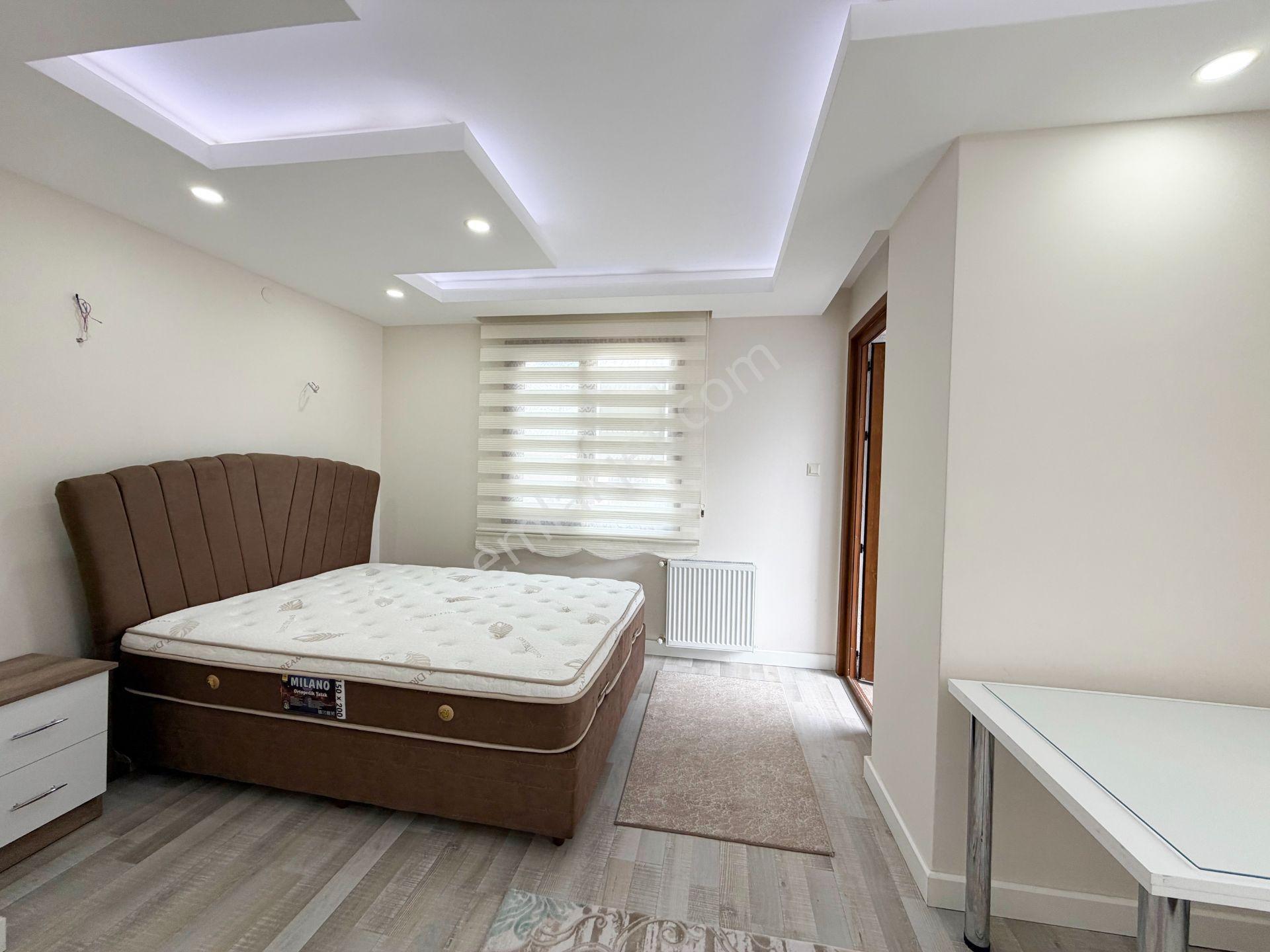 Sahile Yakın Çok Geniş Eşyalı 1+1 Çift Balkon - Görsel 14