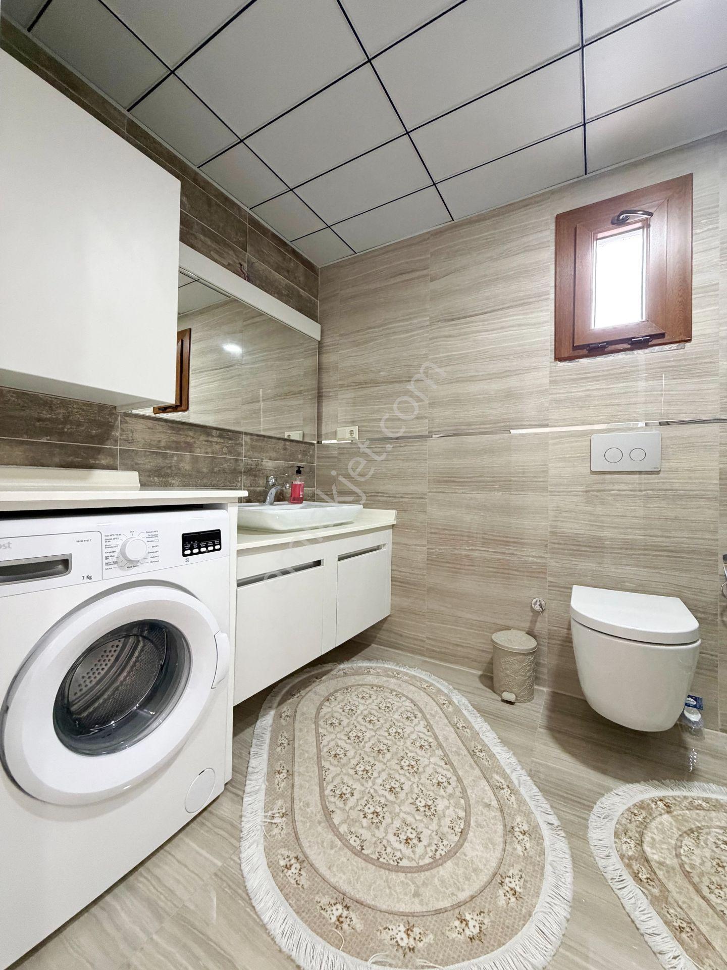 Sahile Yakın Çok Geniş Eşyalı 1+1 Çift Balkon - Görsel 25