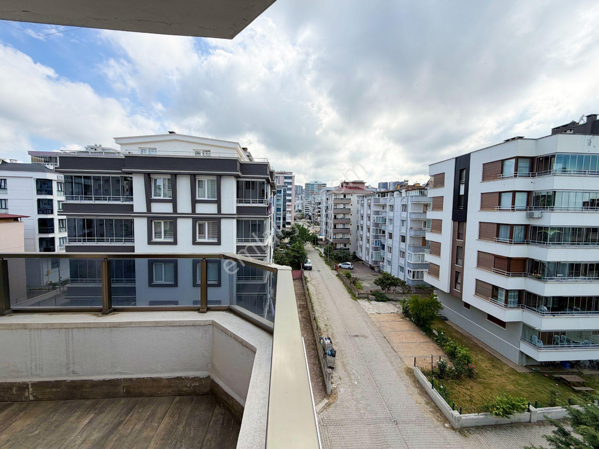Sahile Yakın Çok Geniş Eşyalı 1+1 Çift Balkon - Görsel 30