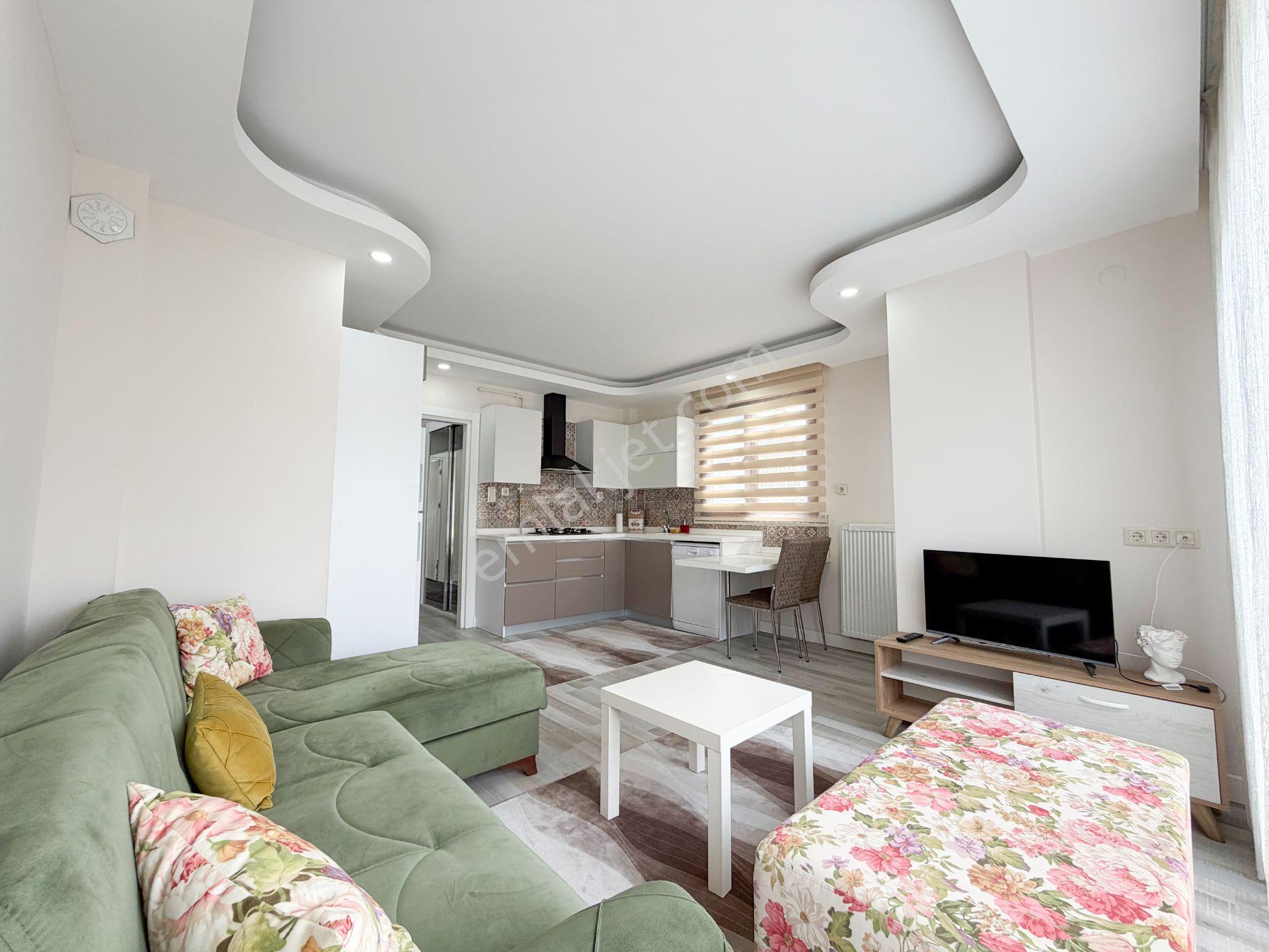 Sahile Yakın Çok Geniş Eşyalı 1+1 Çift Balkon - Görsel 10
