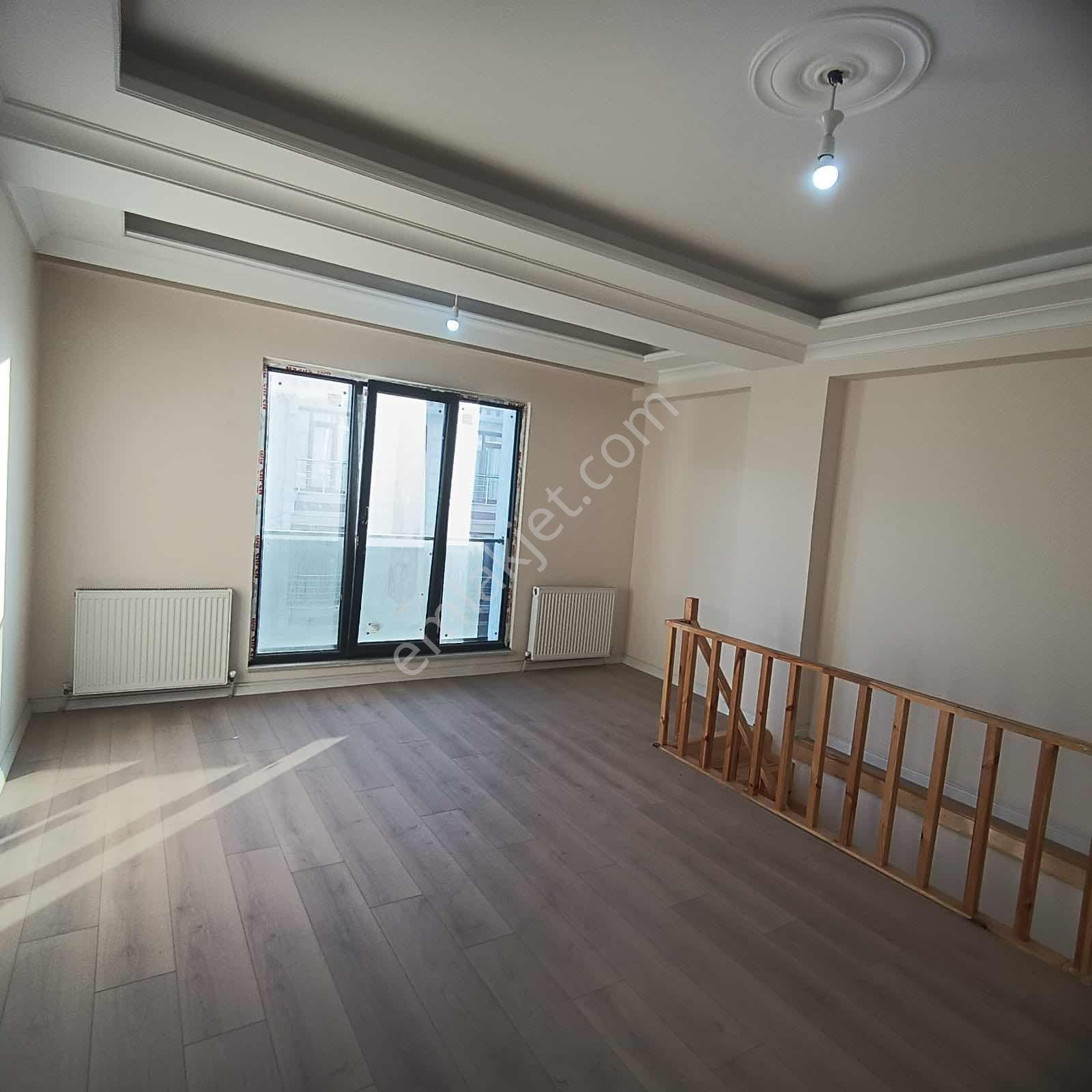 Mustafa Kemal Paşada Kiralık 3+2 Ferah Dubleks - Görsel 22