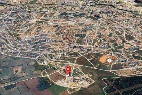 Özlüce Villa İmarlı 731 M² Arsanın 320 M² Hisse Satılıktır - Görsel 4