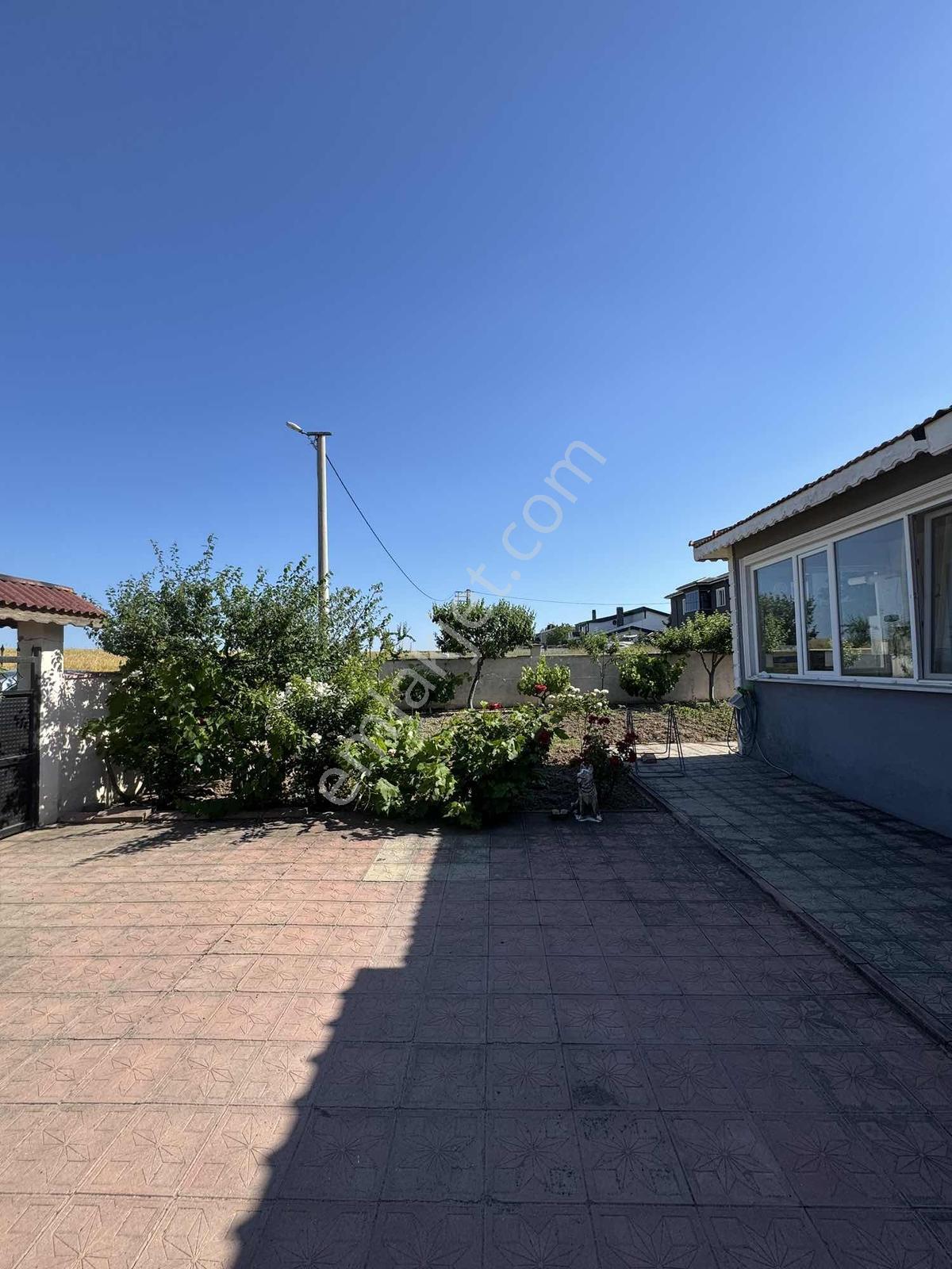 Çorlu Önerler'de 480 M² Arsa İçerisinde Bahçeli 2+1 +2 Kat İmar - Görsel 16