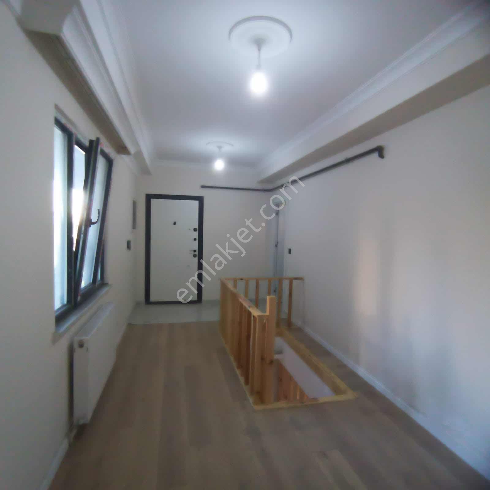 Şehrin Merkezinde Geniş Ve Ferah 2+2 Kiralık Daire - Görsel 15