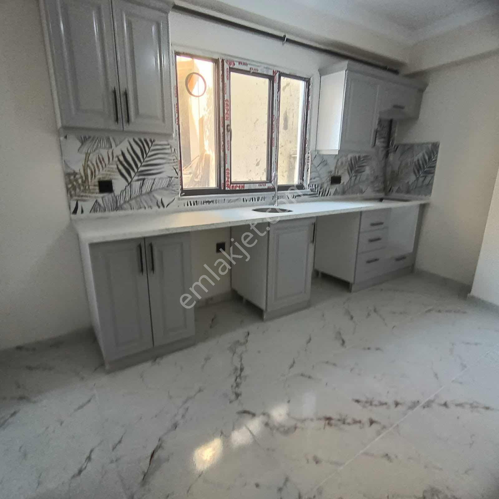 Şehrin Merkezinde Geniş Ve Ferah 2+2 Kiralık Daire