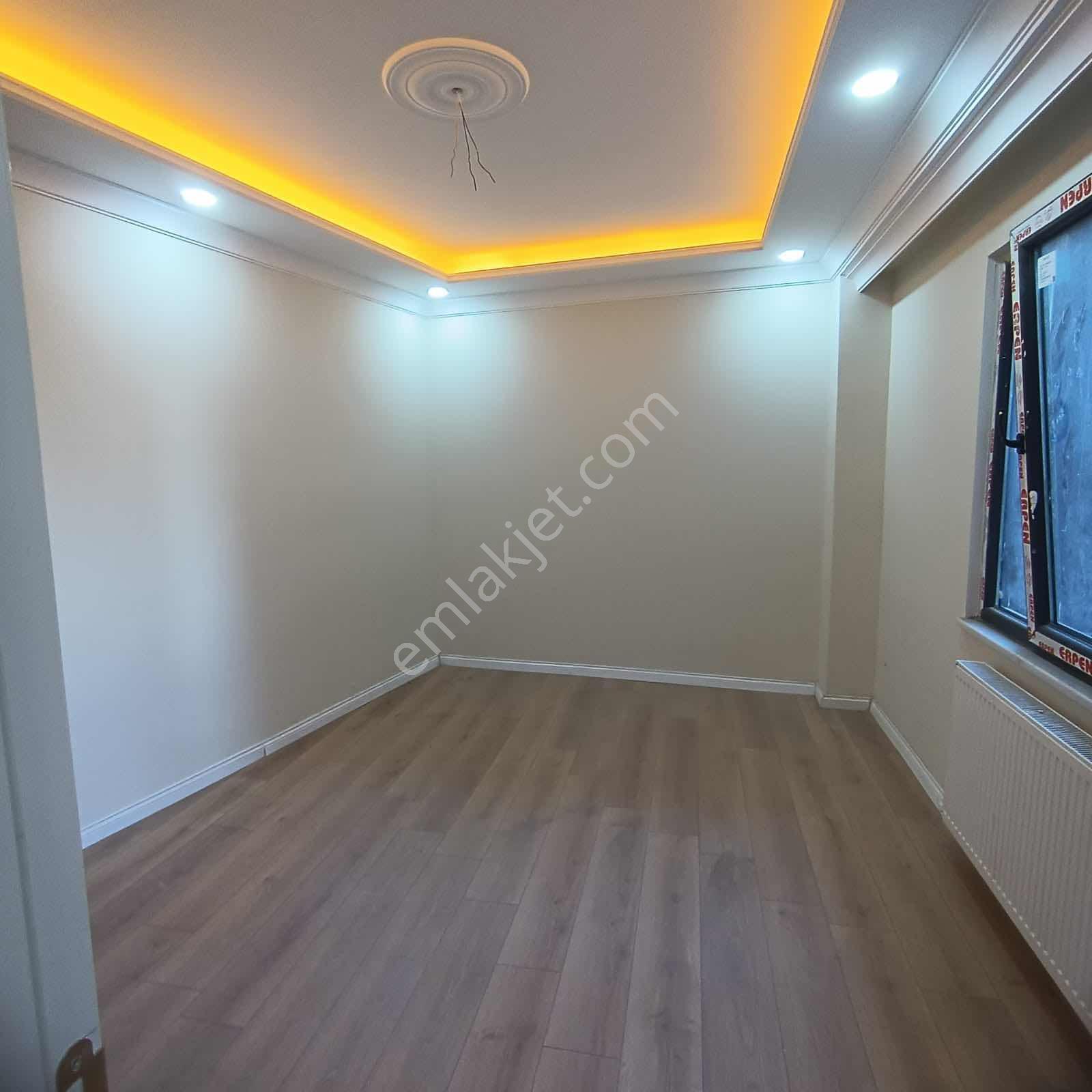 Şehrin Merkezinde Geniş Ve Ferah 2+2 Kiralık Daire - Görsel 6
