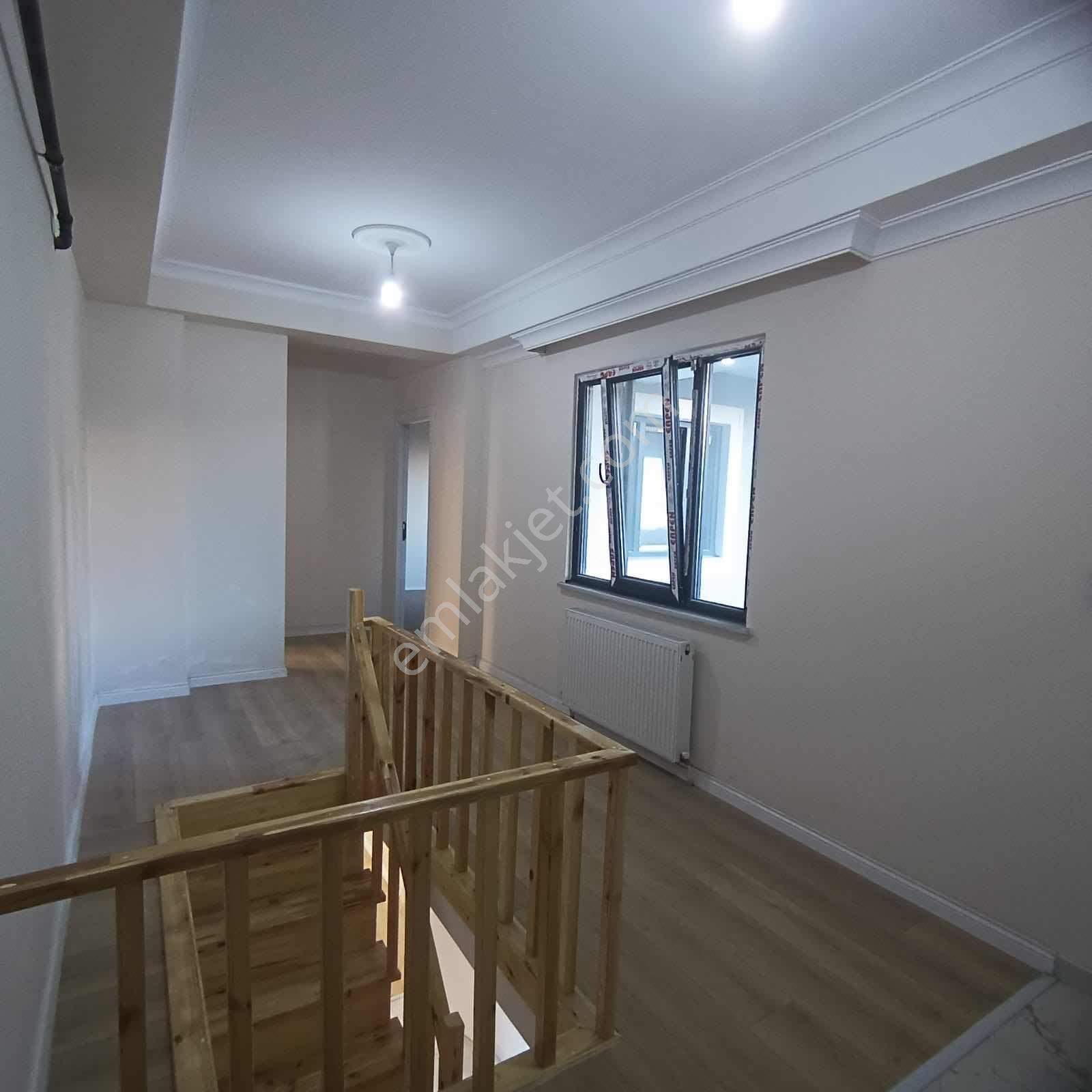 Şehrin Merkezinde Geniş Ve Ferah 2+2 Kiralık Daire - Görsel 22
