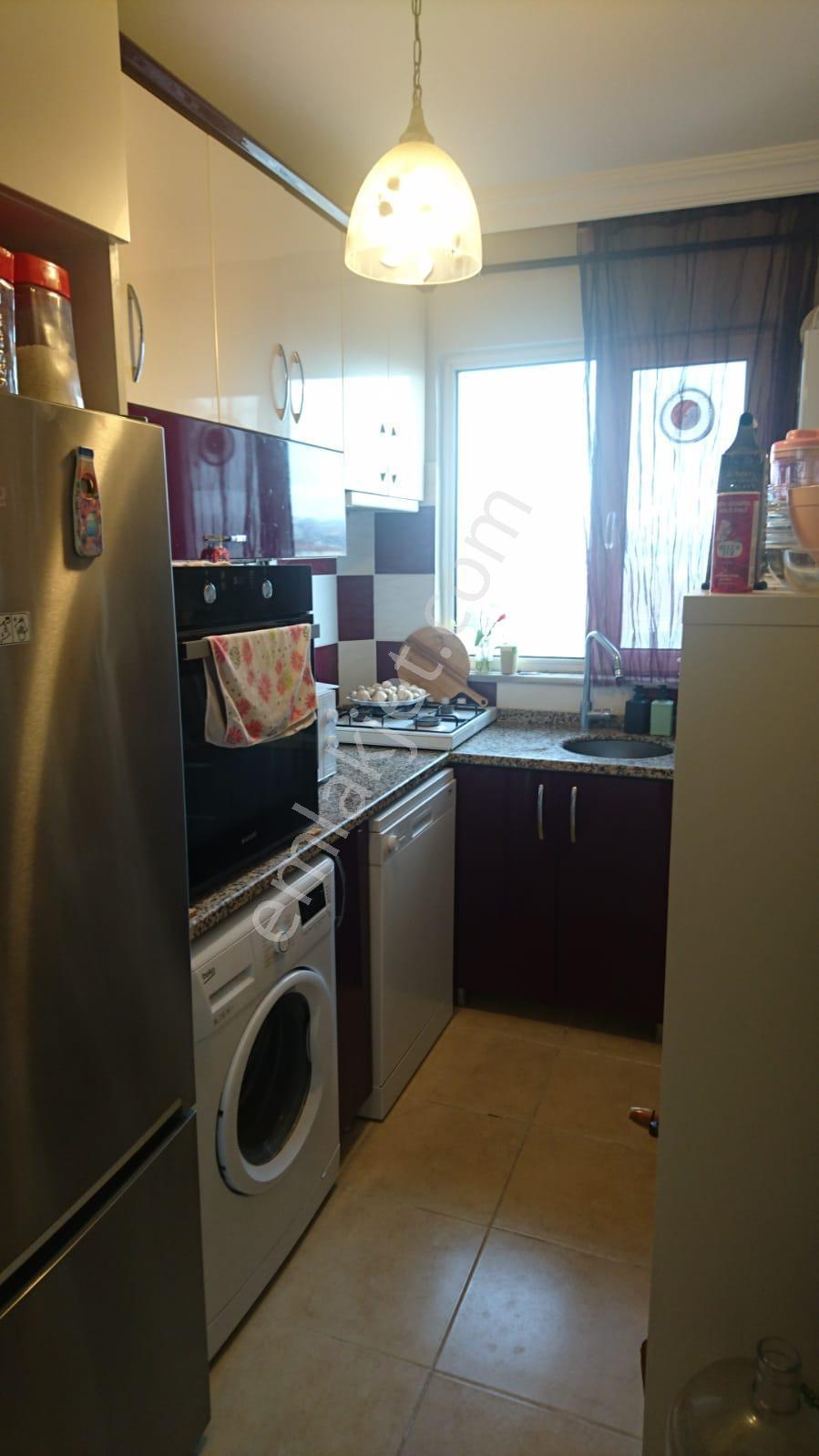 Acıbadem Manolya Sitesi Güvenlikli Otoparklı 3+1 Ferah - Görsel 16
