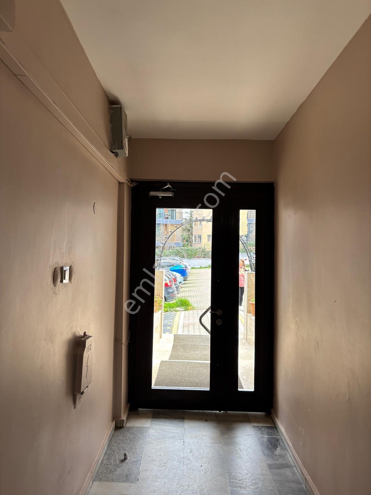 Acıbadem Manolya Sitesi Güvenlikli Otoparklı 3+1 Ferah - Görsel 26