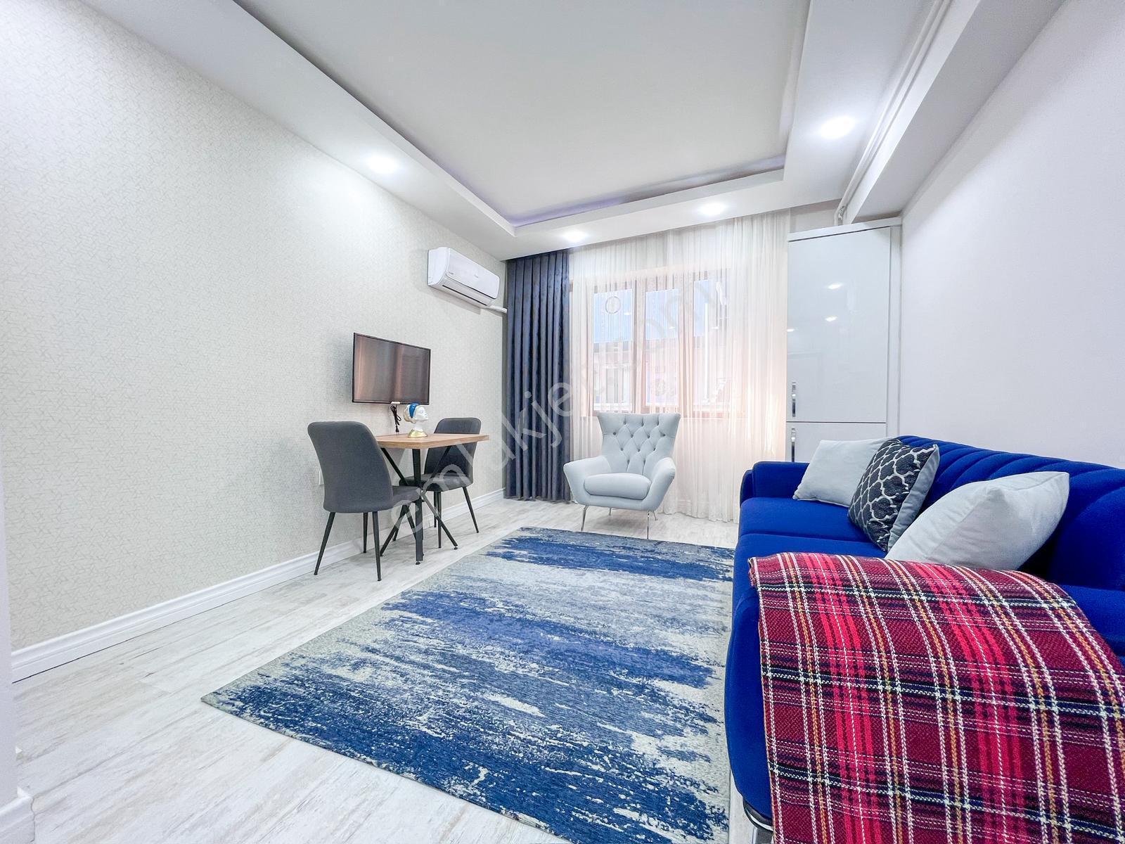 Çınarda Teraslı Full Eşyalı Kiralık 1+1 Dubleks Apart - Görsel 2