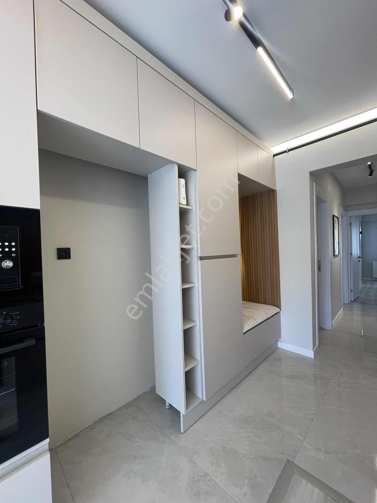 Sahil Yakını 3+1 Deniz Gören Lüx Yapılı Ebeveyn Banyolu Daire - Görsel 31