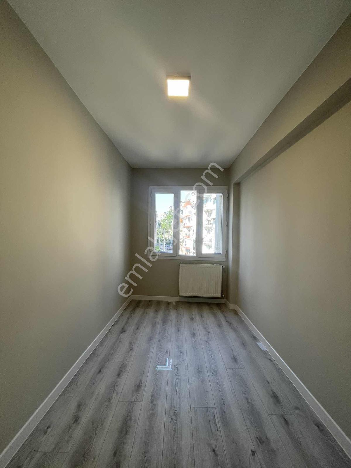 Sahil Yakını 3+1 Deniz Gören Lüx Yapılı Ebeveyn Banyolu Daire - Görsel 19