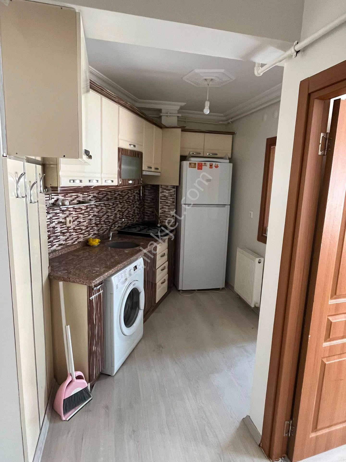 Century 21 Vizyondan Mamure Mahallesinde Eşyalı 1+1 Kiralık Daire - Görsel 21