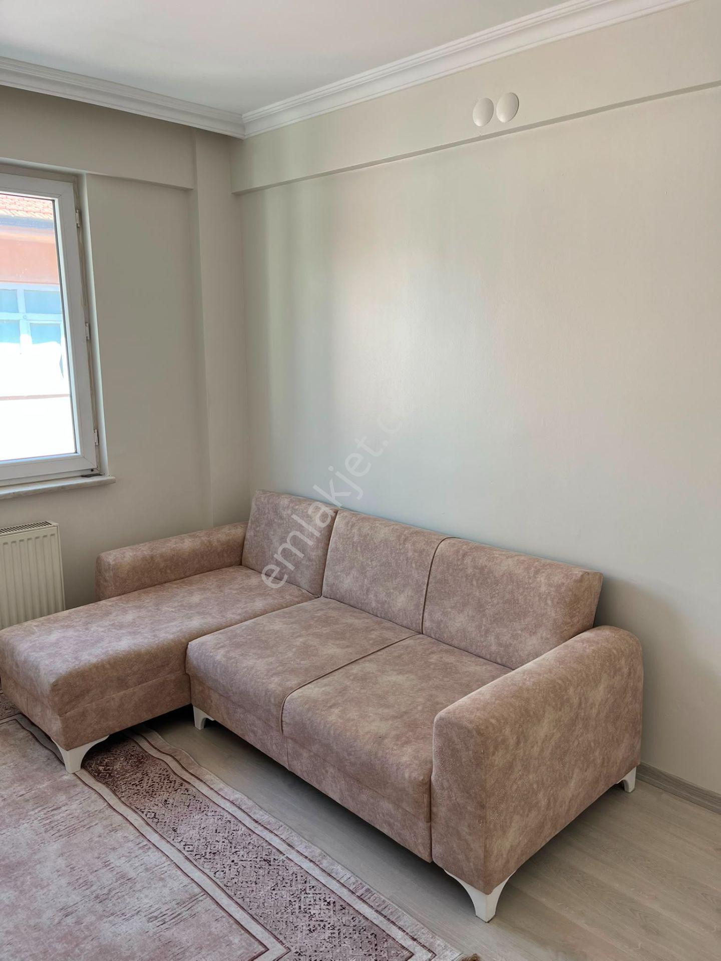 Century 21 Vizyondan Mamure Mahallesinde Eşyalı 1+1 Kiralık Daire - Görsel 11