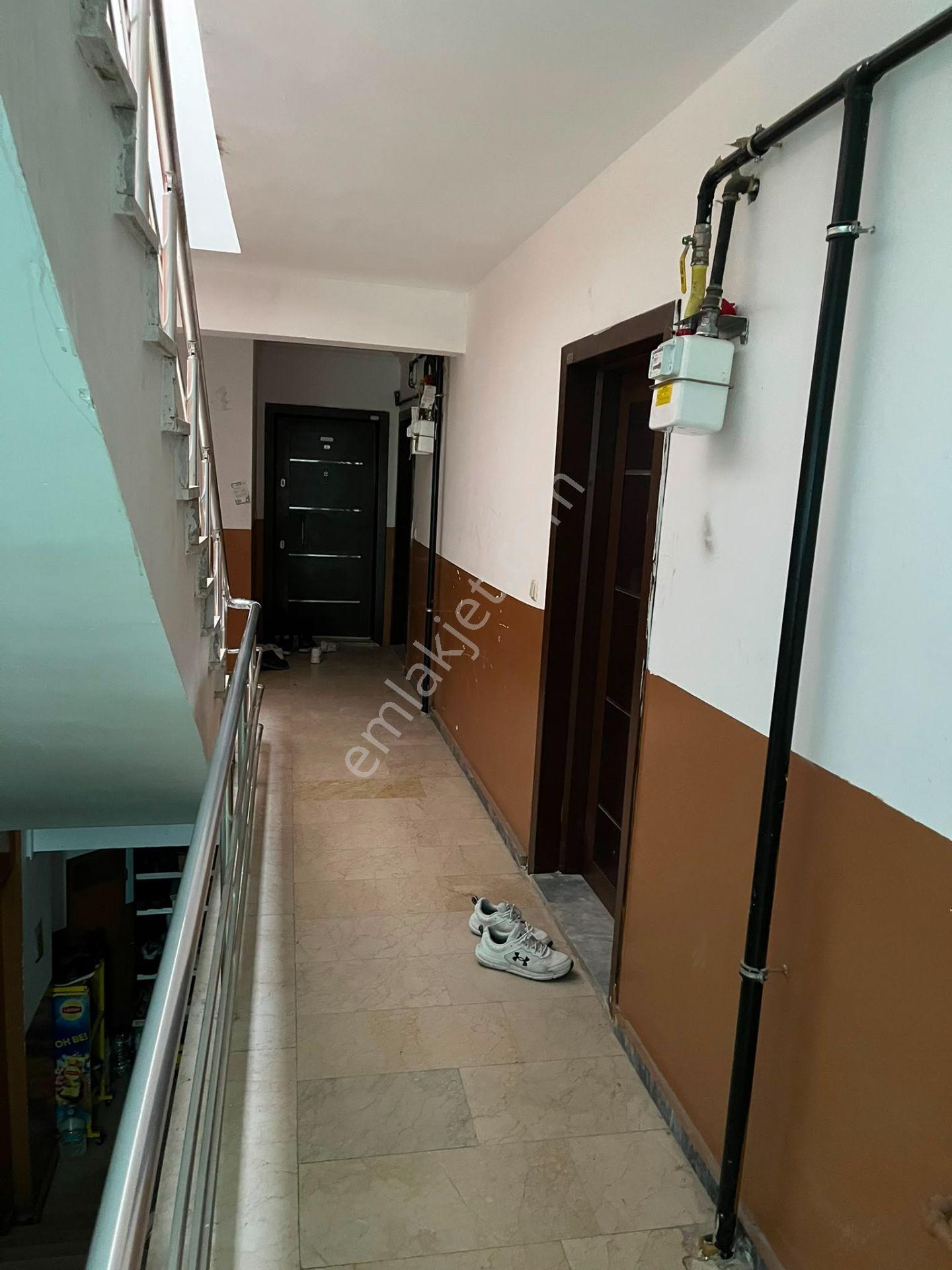 Century 21 Vizyondan Mamure Mahallesinde Eşyalı 1+1 Kiralık Daire - Görsel 29