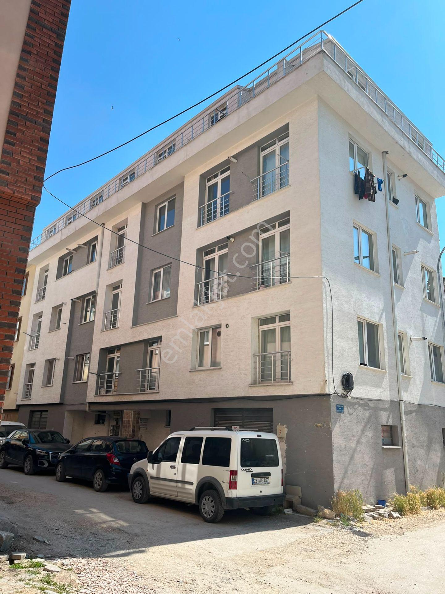 Century 21 Vizyondan Mamure Mahallesinde Eşyalı 1+1 Kiralık Daire - Görsel 27