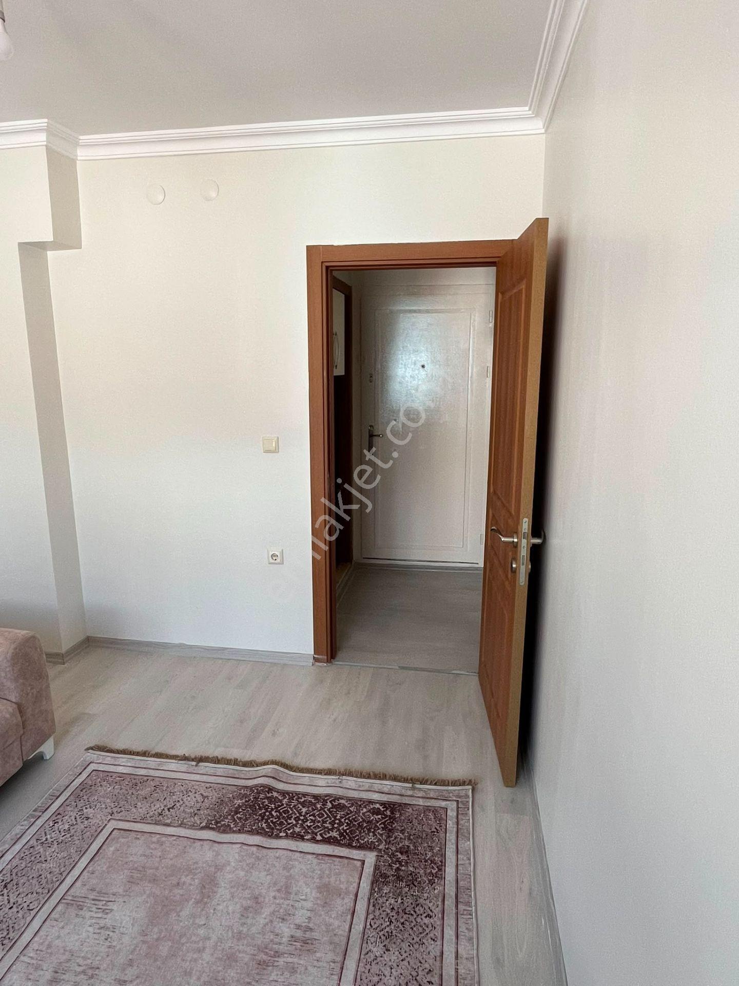 Century 21 Vizyondan Mamure Mahallesinde Eşyalı 1+1 Kiralık Daire - Görsel 14