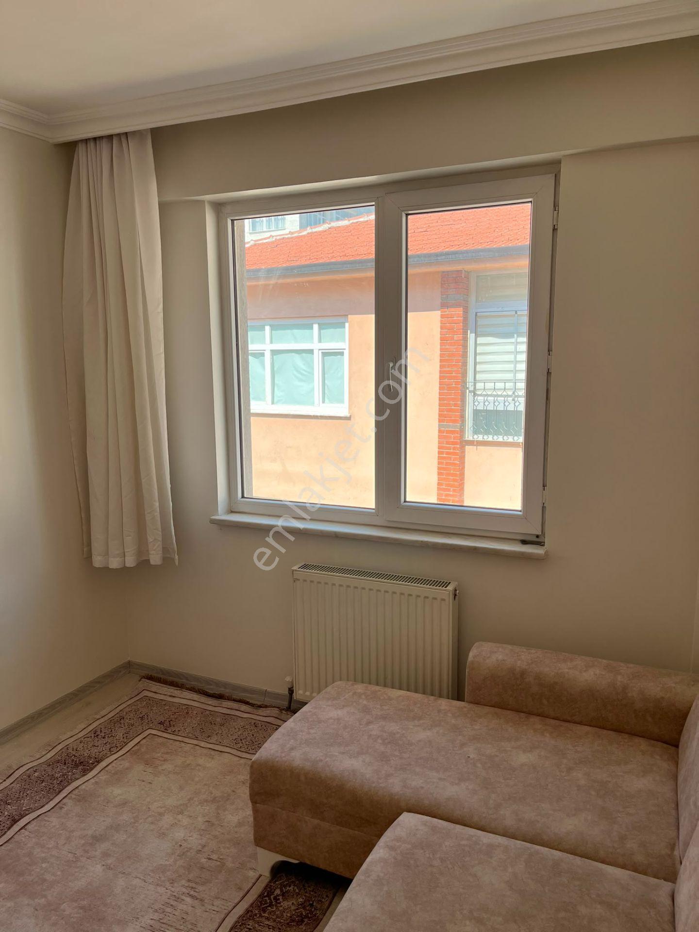 Century 21 Vizyondan Mamure Mahallesinde Eşyalı 1+1 Kiralık Daire - Görsel 12