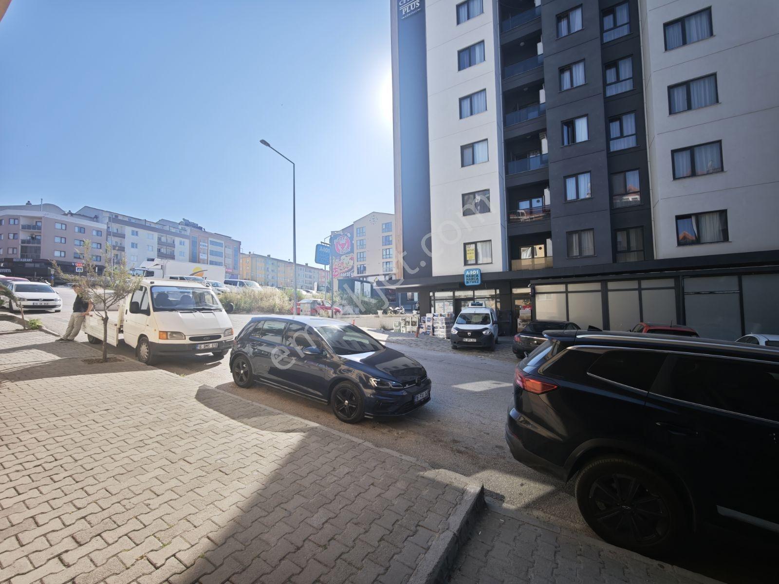 Görükle Tam Merkezde Eşyalı 2+1 Kiralik - Görsel 19